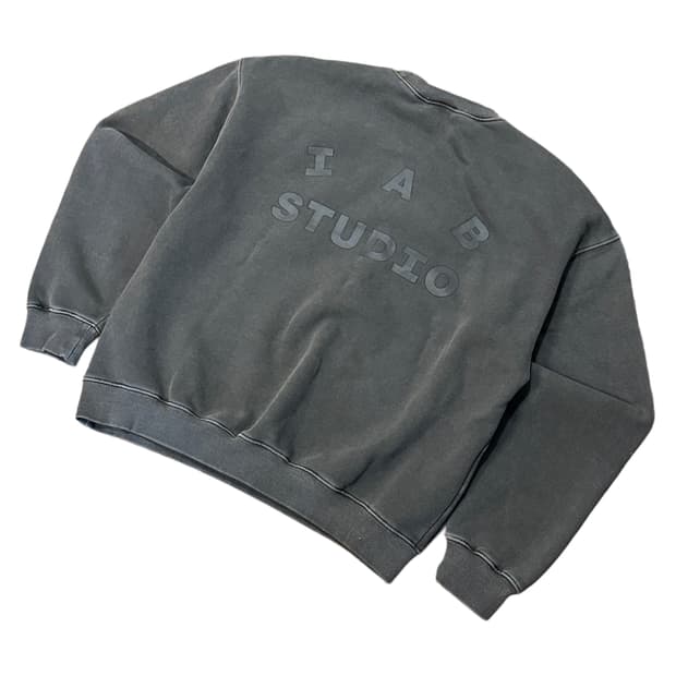 아이앱 스튜디오 피그먼트 맨투맨 (M-L)