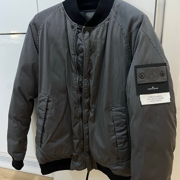 스톤아일랜드 고스트피스 봄버패딩 xl (한정판)