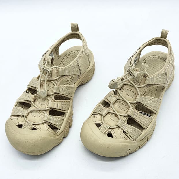 KEEN 우먼스 뉴포트 H2 샌들 베이지 (250)