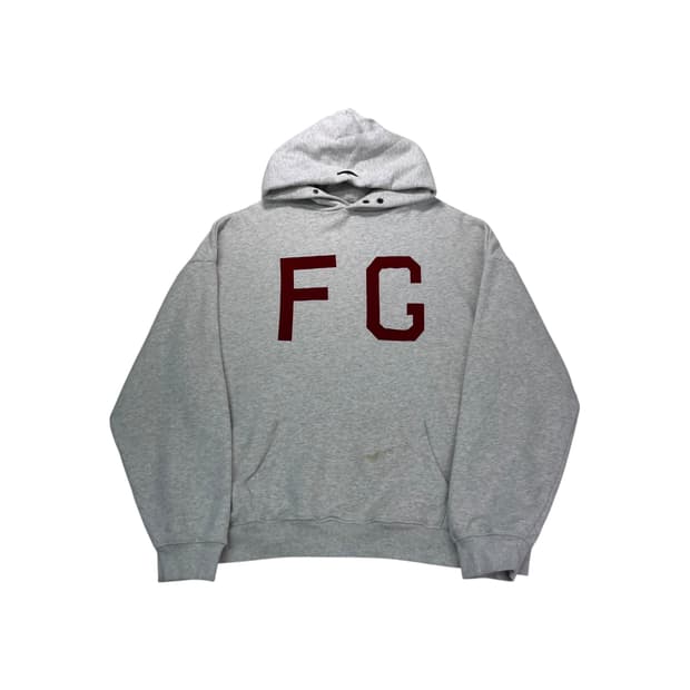 105 피오갓 에센셜 모나크 fg 로고 크림 후드티