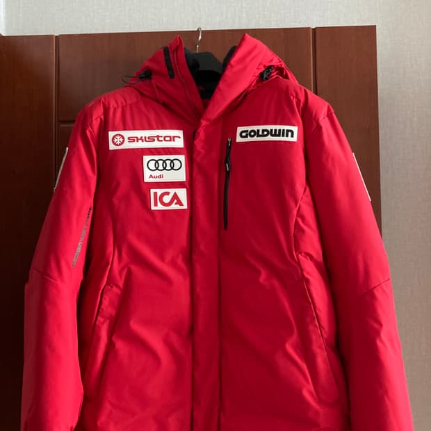 데상트 / 스위스 스키팀 덕다운 재킷 / L