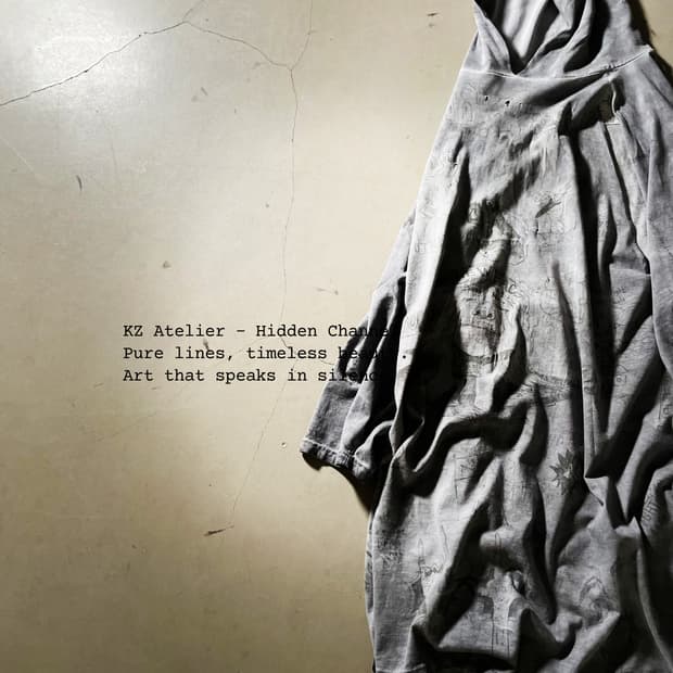 KZ Atelier  Hand Artwork Hooded