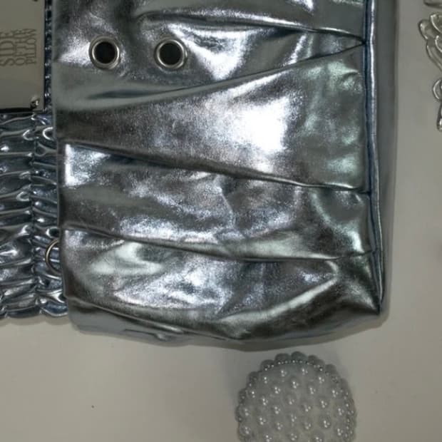 THE BOXER BAG MINI metal blue