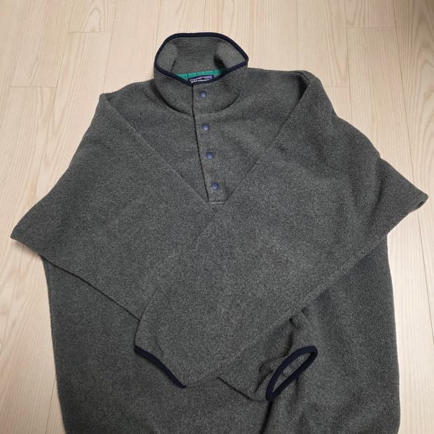 파타고니아 신칠라 헤비웨이트 니켈블루 맨 S