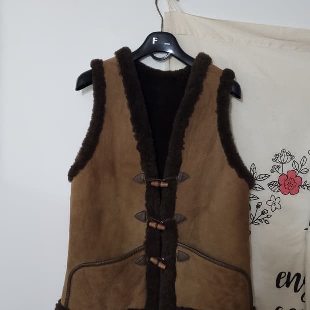 뉴질랜드 메이드 HIDE SHOP 양모 무스탕 베스트