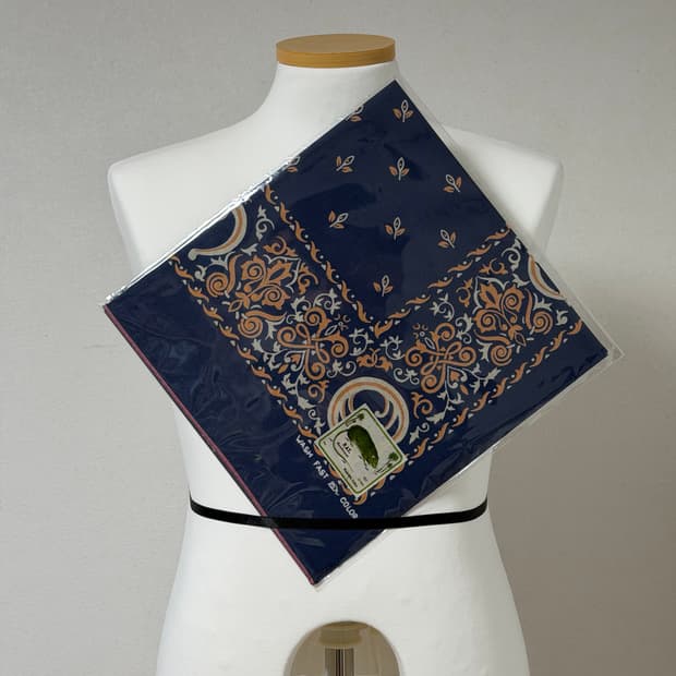 캐피탈 25F/W Antler Naja blue 반다나