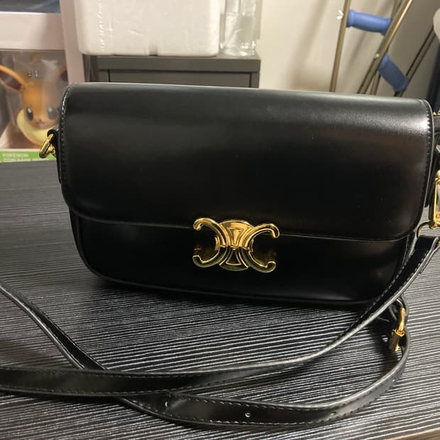 셀린느 트리옹프백 블랙