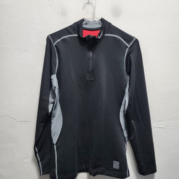 나이키 프로 드라이핏 긴팔 아노락