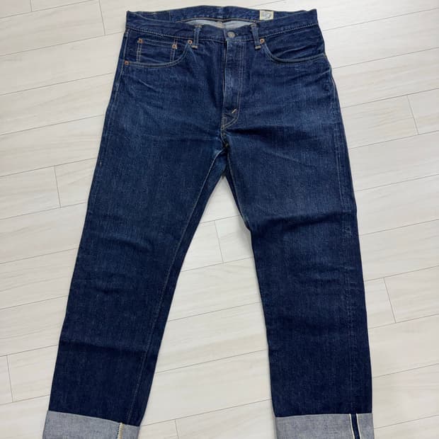 오어슬로우 데님 107 슬림핏 판매 합니다.