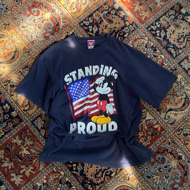 🌊90-00 USA Mickey Tee