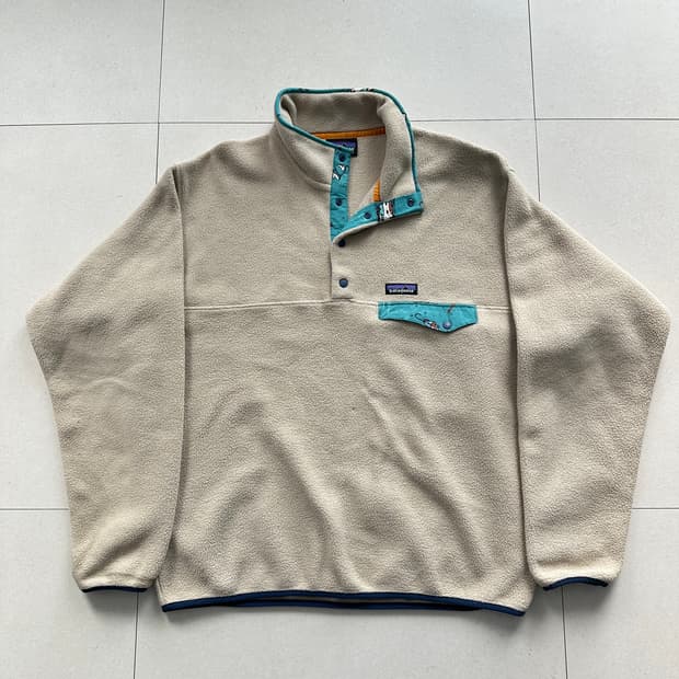 18년 파타고니아 신칠라 스냅T 패턴 L