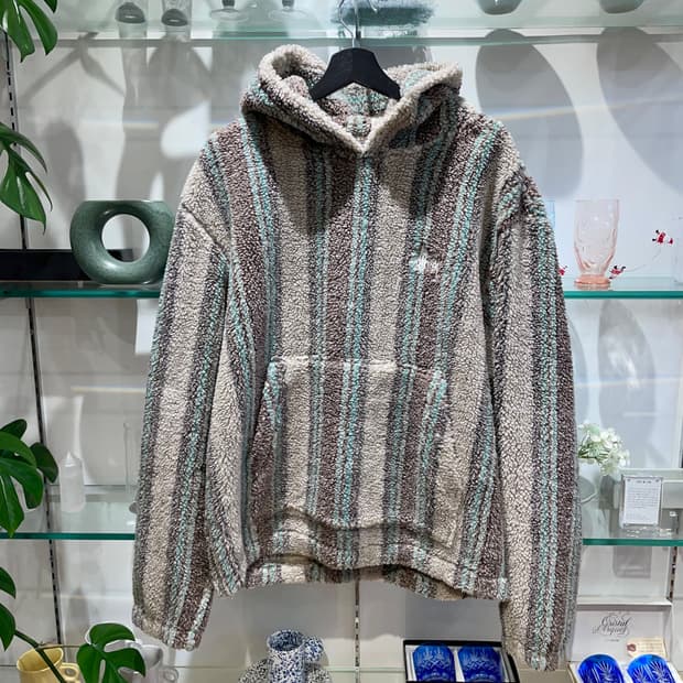 스투시 sherpa hoodie