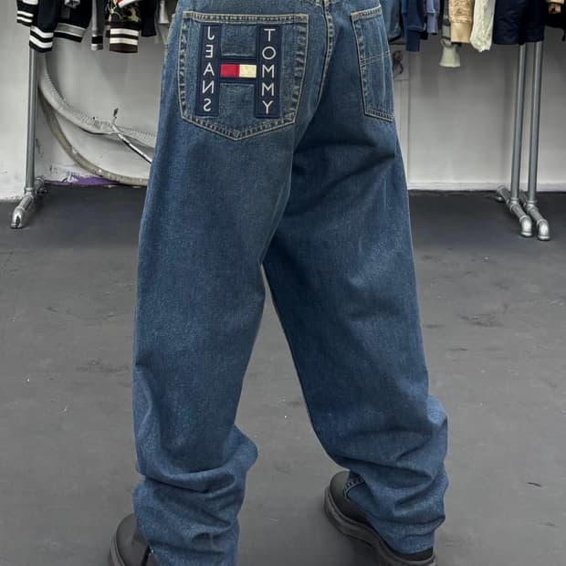 타미 힐피거 올드스쿨 빅로고 데님팬츠