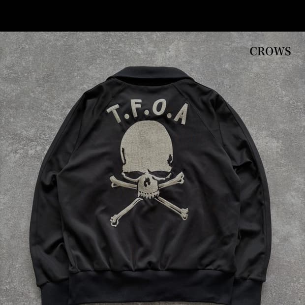 CROWS 무장전선 T.F.O.A 트랙탑져지 구합니다