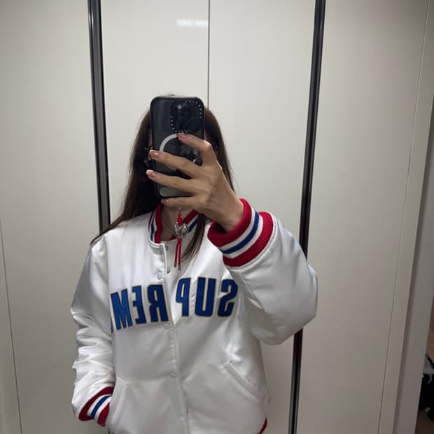 슈프림 바시티21