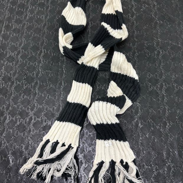 “Vintage”Stripe Scarf