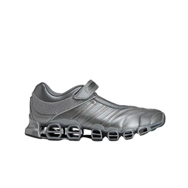 아디다스 x 타끄와 빈트 알리 메가라이드 메리 제인 아이언 메탈릭 240