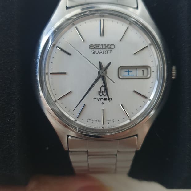 세이코 70s Type II 화이트 린넨 다이얼 빈티지 쿼츠