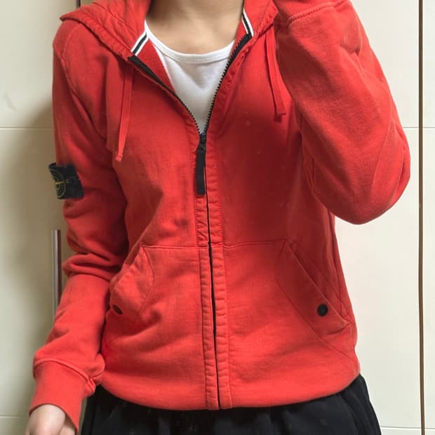 스톤이일랜드 레드 후드집업