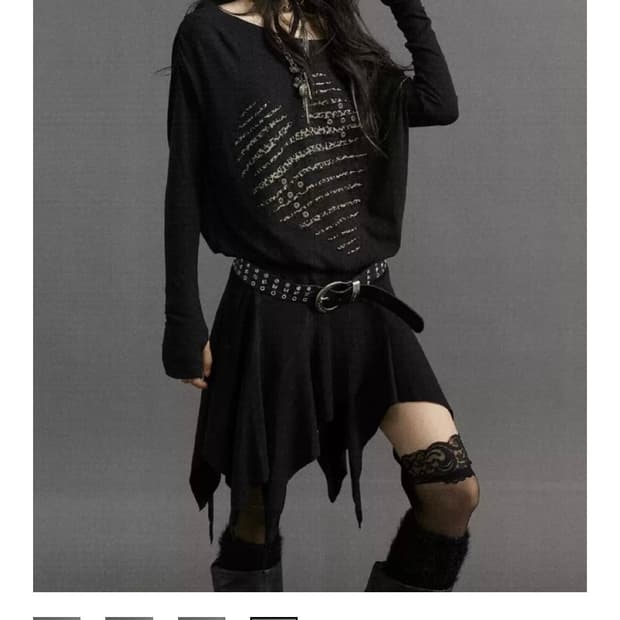 Shop cor 오프숄더 맨투맨 블랙