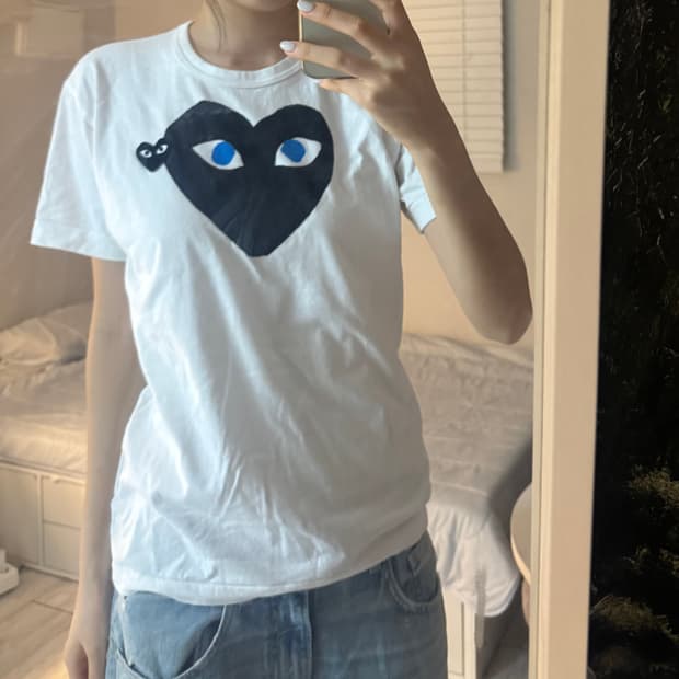 꼼데가르송 플레이 반팔티
