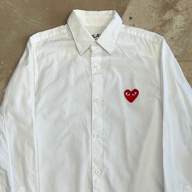 M 꼼데가르송 레드하트와펜 여성용 화이트 코튼 셔츠