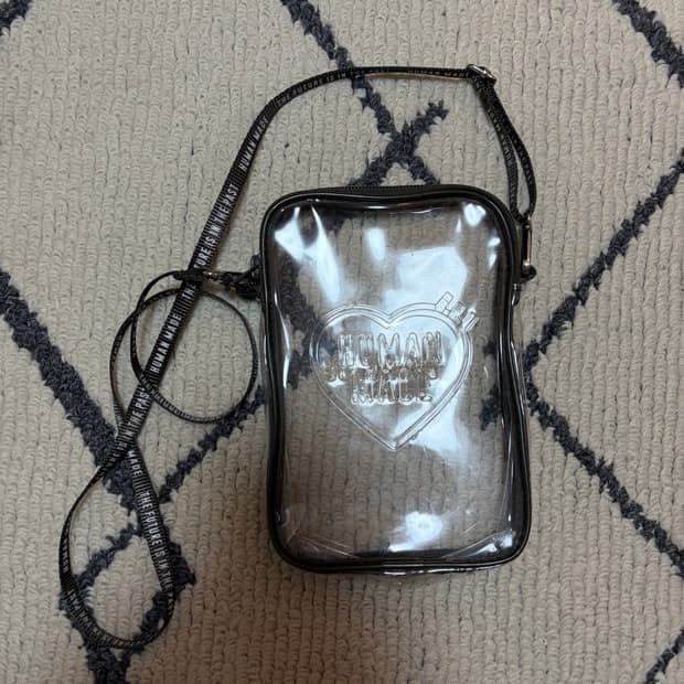 휴먼메이드 pvc 크로스백