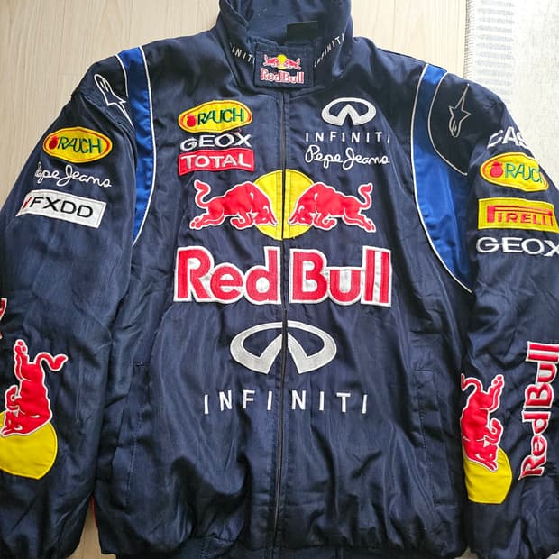 레드불 레이싱자켓