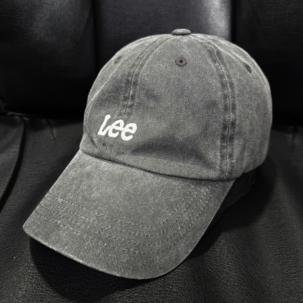 리 스몰 트위치 로고 피그먼트 볼캡 F