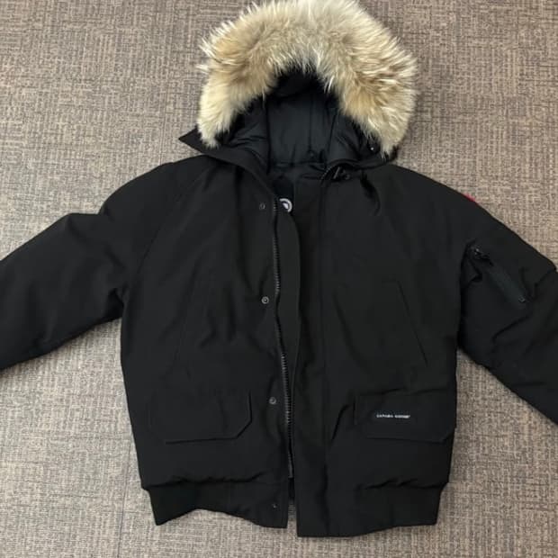 캐나다구스 칠리왁 패딩 