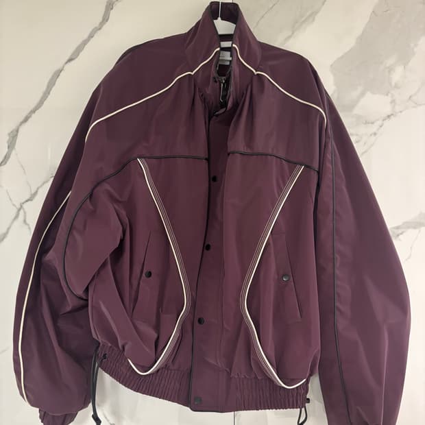 아더에러 반트 버건디(ver.2)  L 사이즈