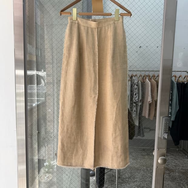AURALEE Linen Fringe Wrap Skirt