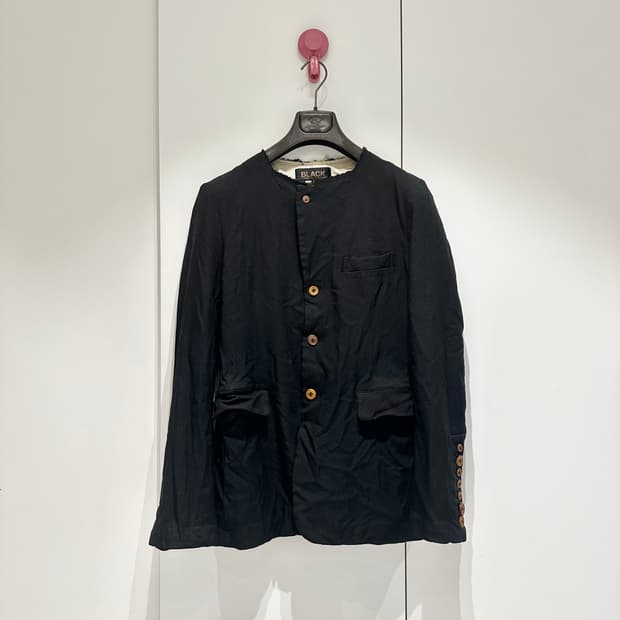 꼼데가르송 블랙 15aw Cutout 7B커프스 블레이져