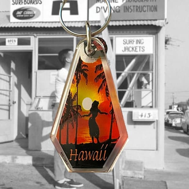 Vintage 90s Keyring