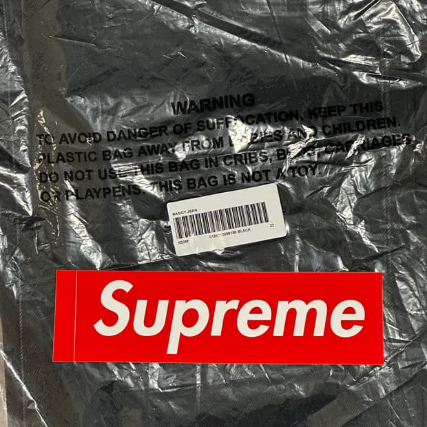 슈프림 배기 진 블랙 - 26SS