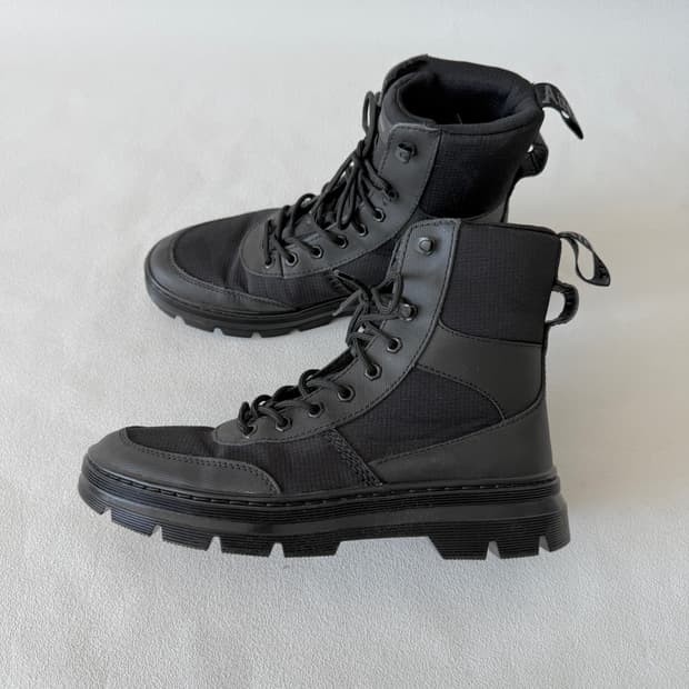 [UK10]닥터마틴(Dr.Marten) 컴뱃 부츠 워커(거의 새제품)