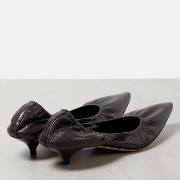 The row 더로우 liisa 펌프스