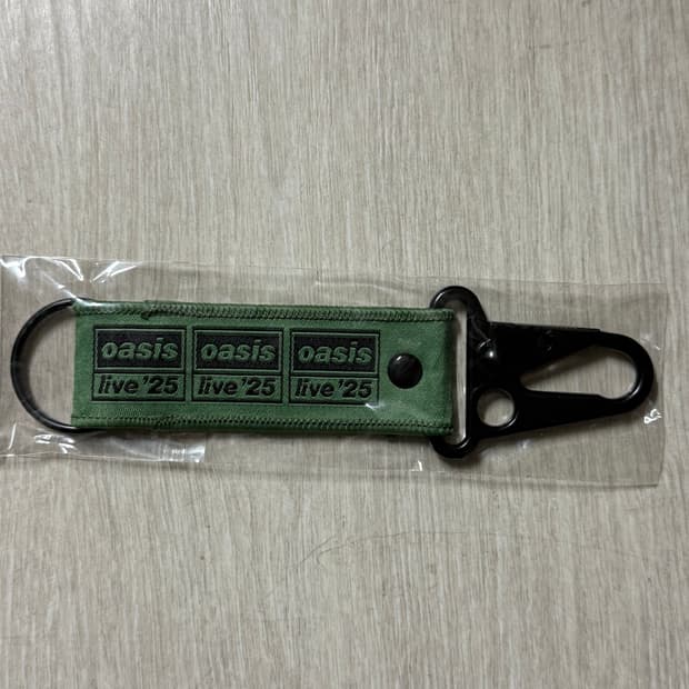 공식 오아시스 라이브 25 그린 키링
