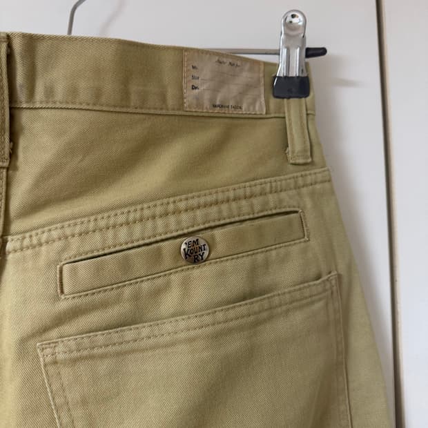 캐피탈 치노포트 배기팬츠