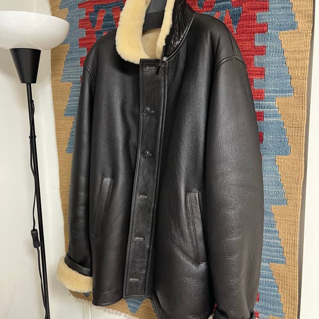 블랙아웃 - 레더 덱자켓