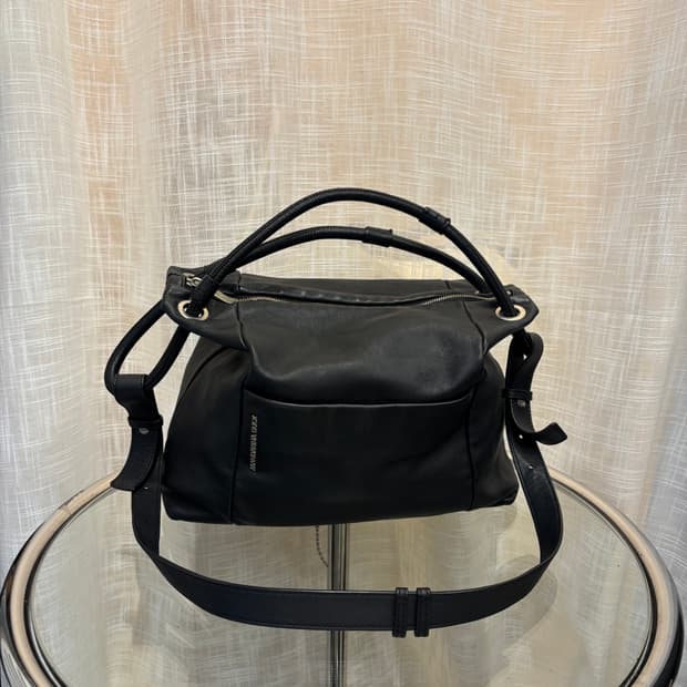 정품 만다리나덕 가죽 토트백 겸 숄더백   