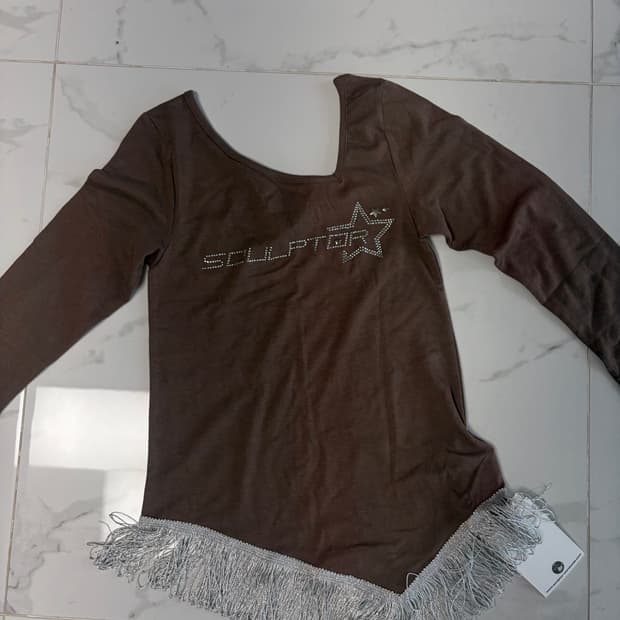 스컬프터 Asymmetry Tassel L/S Top 모카 