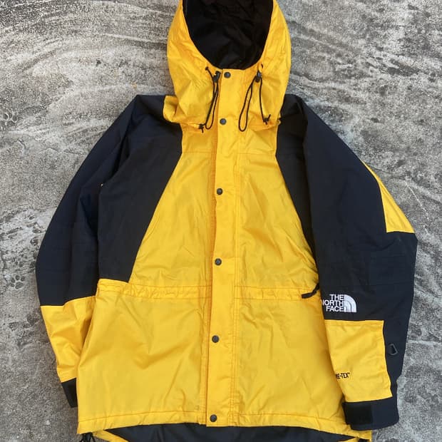 올드 노스페이스 고어텍스 옐로우 자켓
