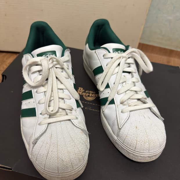 급처)아디다스 슈퍼스타 화이트 컬리지에이트 그린 260