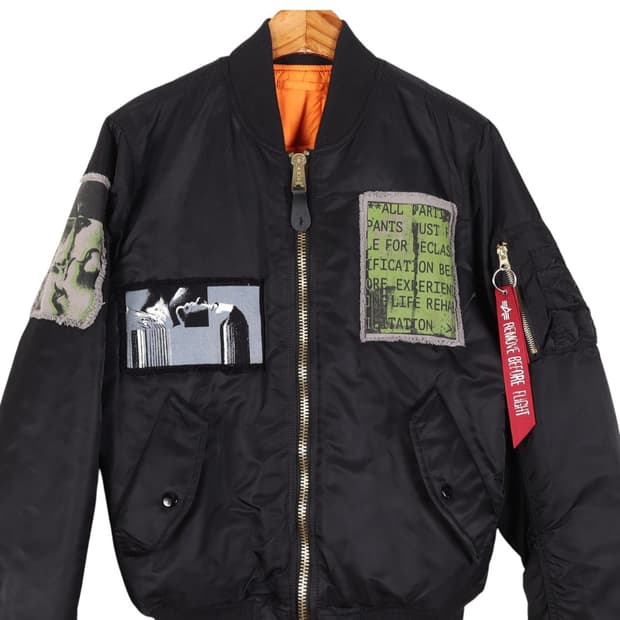 알파 인더스트리X어반 아웃피터스 MA1 항공점퍼