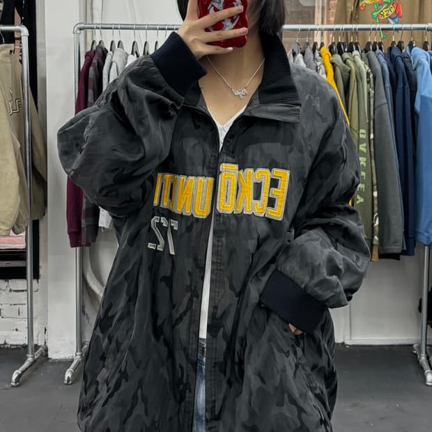 에코 언리미티드 카모 올드스쿨 바람막이