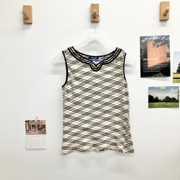 버버리 노바체크 슬리브리스