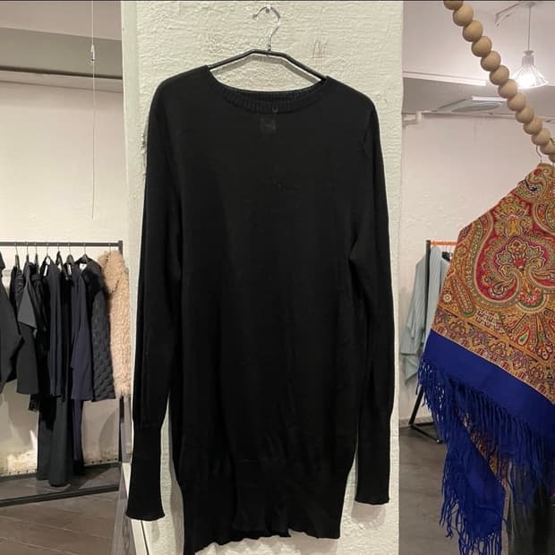 요지 야마모토 컷아웃 니트