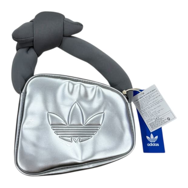 아디다스 오리지널 미니 에어라이어 실버 가방