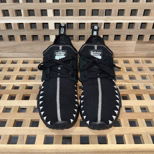 아디다스 x 네이버후드 코어 블랙 (265) 